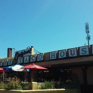 Meet your Posher, Kaytlyn